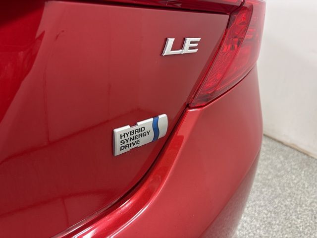 2013 Toyota Camry Hybrid LE photo
