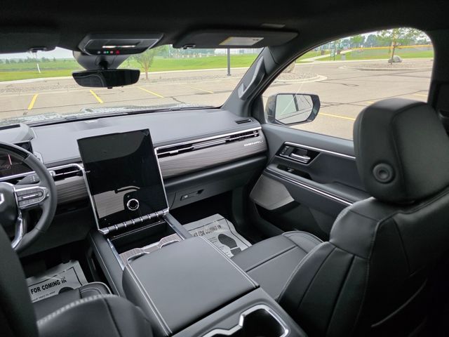 2025 GMC Sierra EV Denali