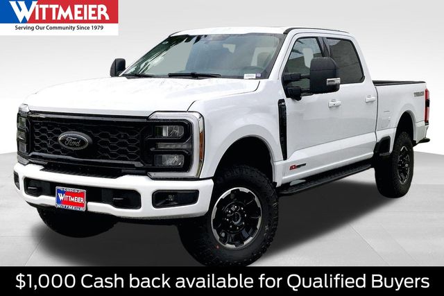 Oxford White 2026 Ford F-250 Super Duty XLT Crew Cab 4WD Pickup Truck Four-Wheel Drive Automatic