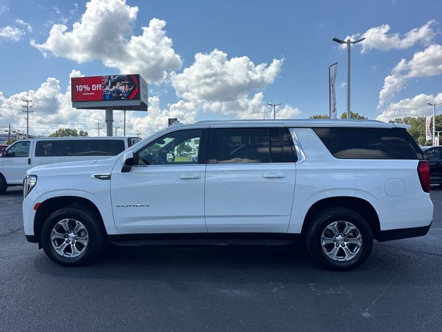 Used 2023 White GMC SLE image 2