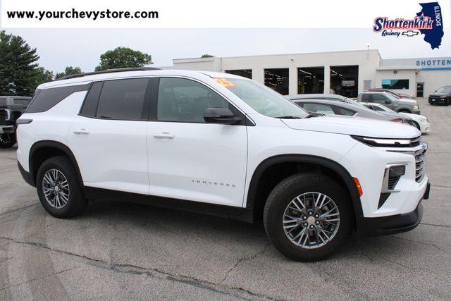 Summit White 2025 Chevrolet Traverse SUV / Crossover Front-Wheel Drive 8-Speed Automatic