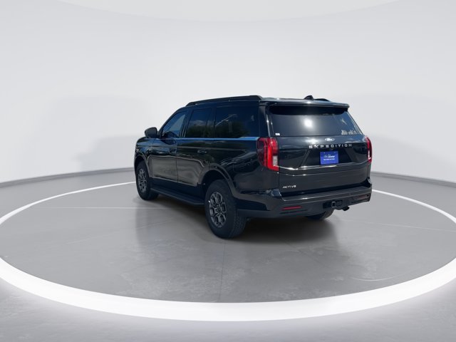 Used 2025 Black Ford Active image 5