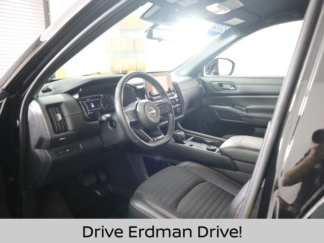 Used 2023 Nissan Pathfinder SUV