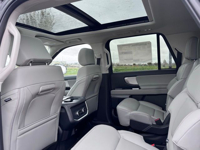 2025 Ford Expedition Active MAX