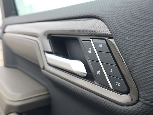 2024 Chevrolet Silverado 1500 ZR2:L166404A