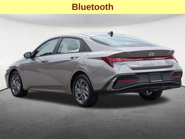 2024 Hyundai Elantra SEL 7