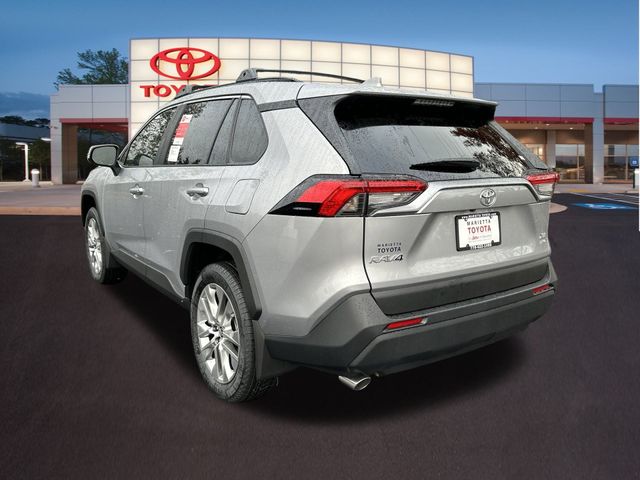 2025 Toyota RAV4 XLE Premium 26