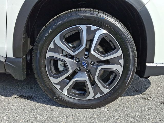 2025 Subaru Ascent Touring - 9