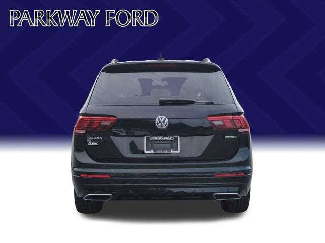 Used 2020 Black Volkswagen 2.0T SE R-Line Black image 4