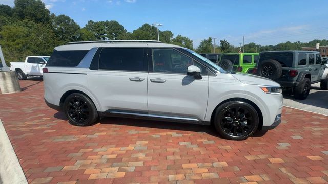 Used 2024 Kia Carnival Van