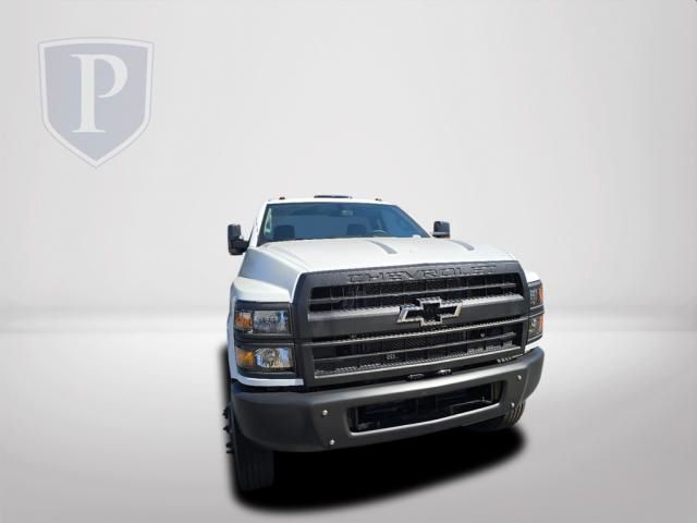 2024 Chevrolet Silverado 4500HD Work Truck 11