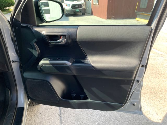 Used 2018 Toyota Tacoma Truck