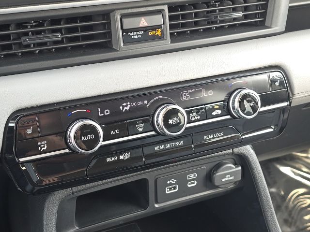 2024 Honda Pilot Touring:C02566