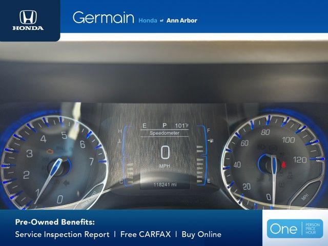 Used 2017 Molten Silver Chrysler Touring image 20