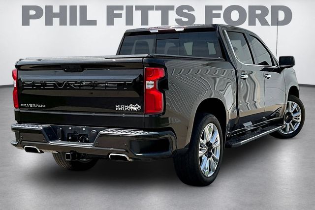 2019 Chevrolet Silverado 1500 High Country - 5