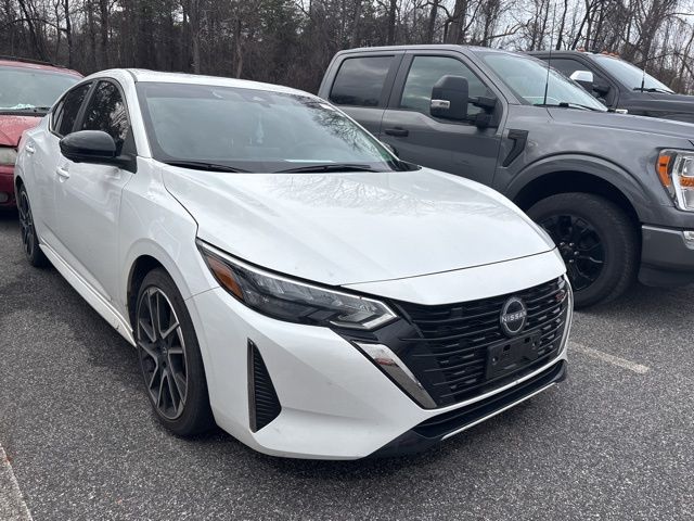 2025 Nissan Sentra SR FWD