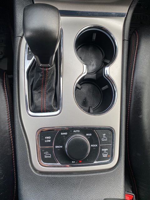 Used Car 2019 Jeep Grand Cherokee  Trailhawk For Sale Under $20,000 In San Antonio, Texas