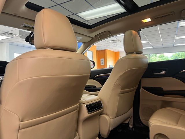 Used 2019 Toyota Highlander Hybrid SUV