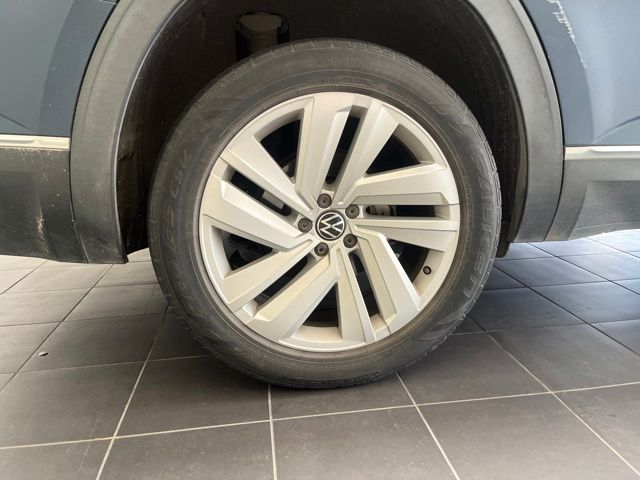2021 Volkswagen Atlas SEL Blue at DeMontrond Auto Country
