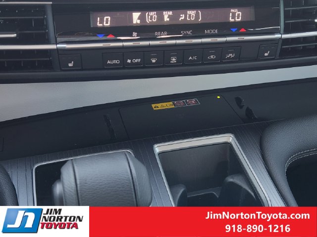 Used 2025 Toyota Sienna Van