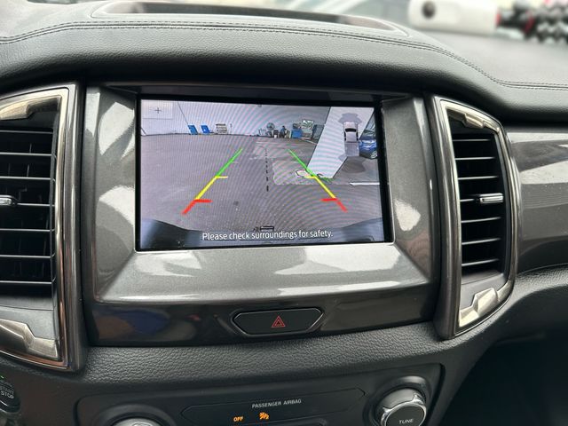 Used 2019 White Ford Lariat image 18