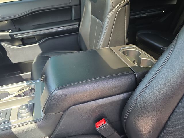 Used 2020 Silver Ford XLT image 21