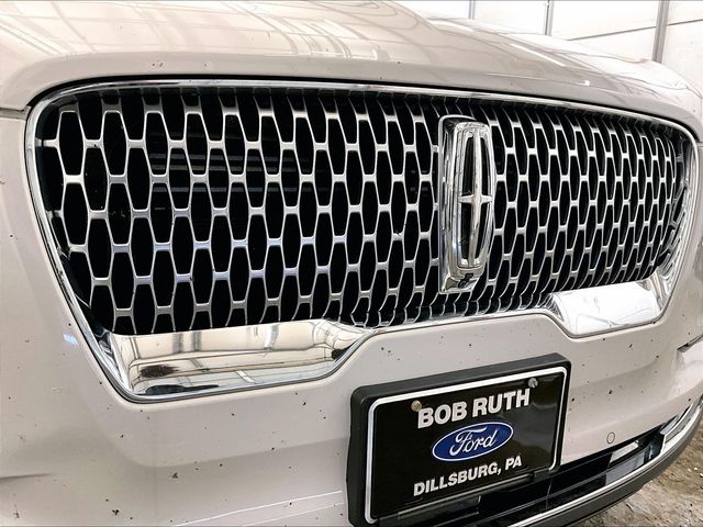 2023 Lincoln Aviator Reserve White at Phil Fitts Ford