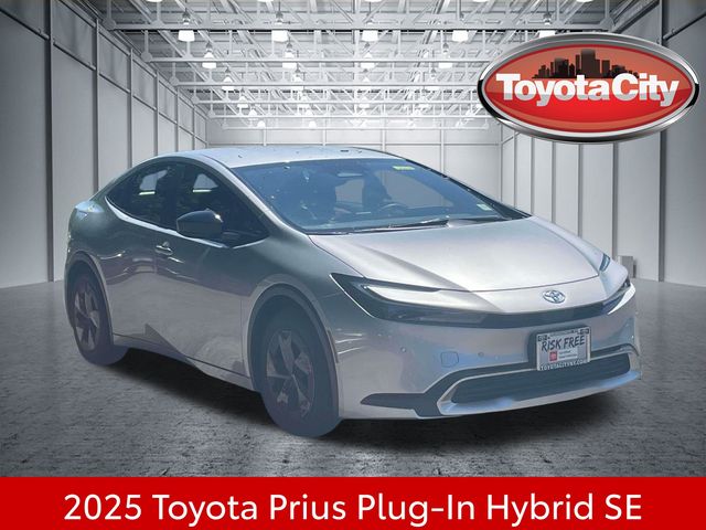 Cutting Edge 2025 Toyota Prius Plug-In Hybrid Hatchback Front-Wheel Drive Continuously Variable Transmission