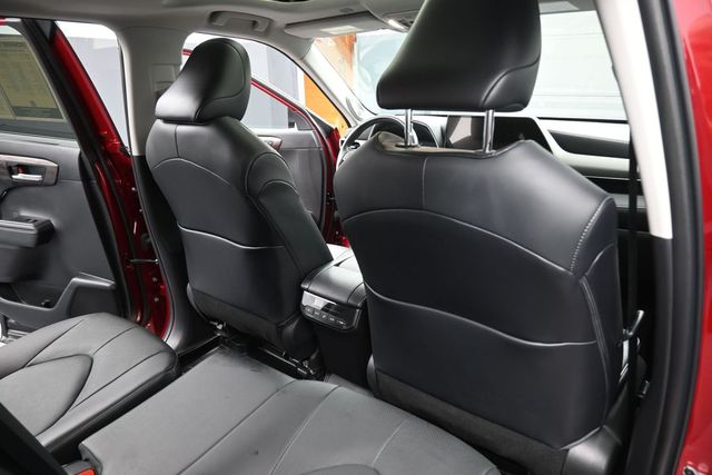 Used 2023 Toyota Highlander SUV
