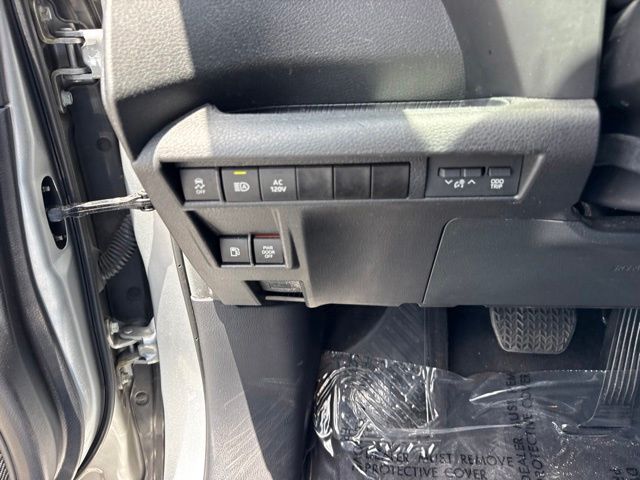 2025 Toyota Sienna - $45,088