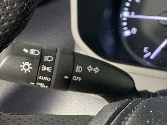 2023 Toyota Tundra SR5 Celestial Silver Metallic - Grieco Acura - Image 17