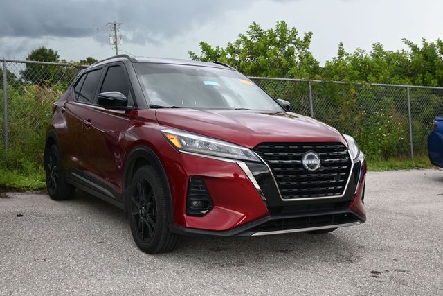 2023 Nissan Kicks SR