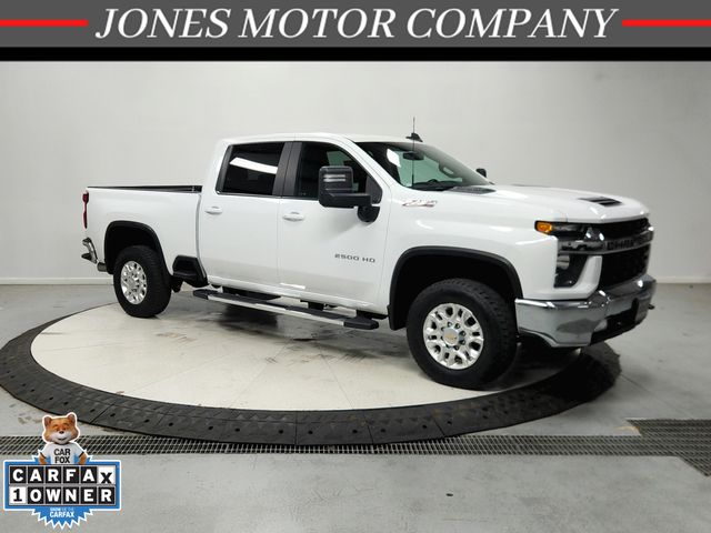 Summit White 2023 Chevrolet Silverado 2500HD Pickup Truck Four-Wheel Drive Automatic