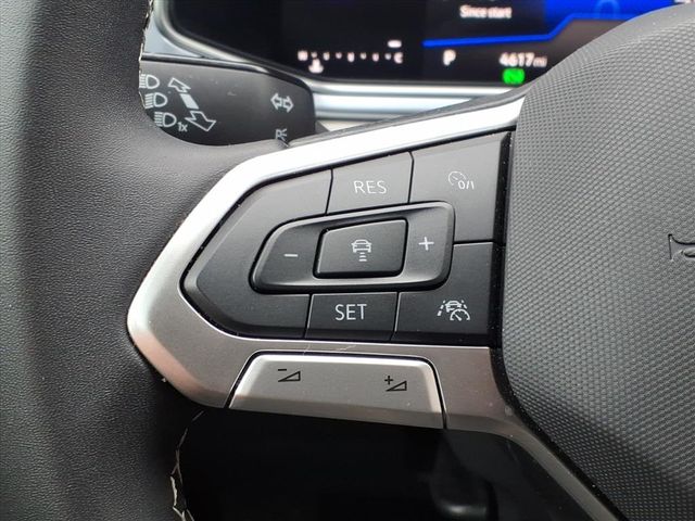 2025 Volkswagen Taos