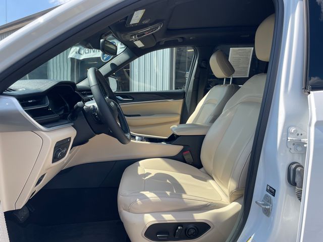 2023 Jeep Grand Cherokee 4xe - Bright White Clearcoat exterior view 10