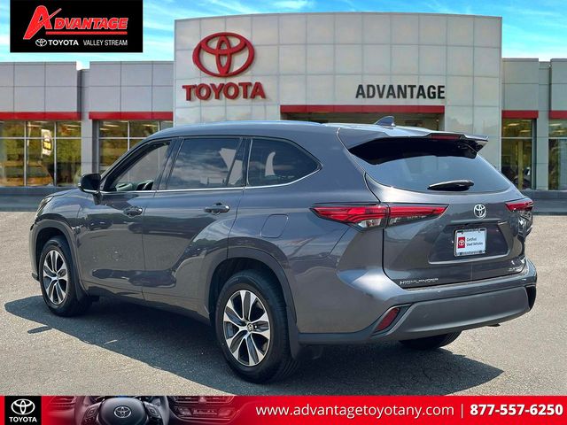 Used 2021 Toyota Highlander SUV