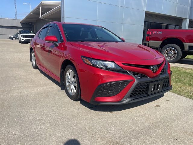 Supersonic Red/Midnight Black Metallic 2023 Toyota Camry SE FWD Sedan Front-Wheel Drive 8-Speed Automatic