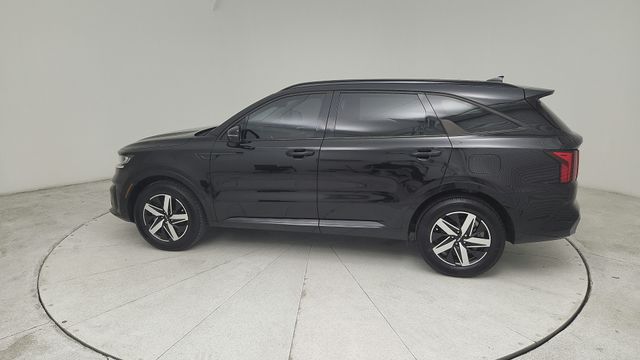 2023 Kia Sorento S - 7