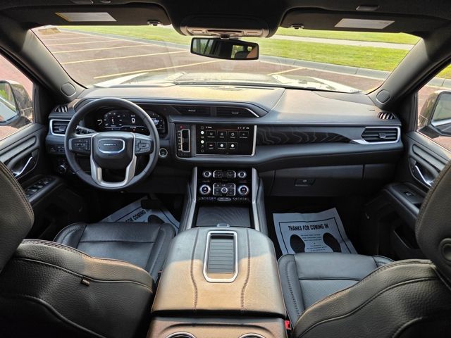 2022 GMC Yukon XL 4WD Denali