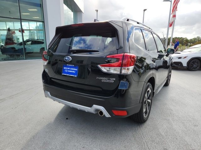 2024 Subaru Forester Touring 12