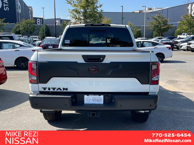 2024 Nissan Titan PRO-4X 3