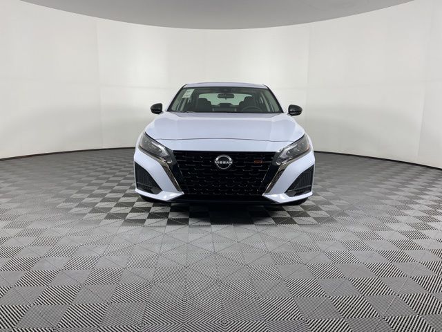 2024 Nissan Altima 2.5 SR 3