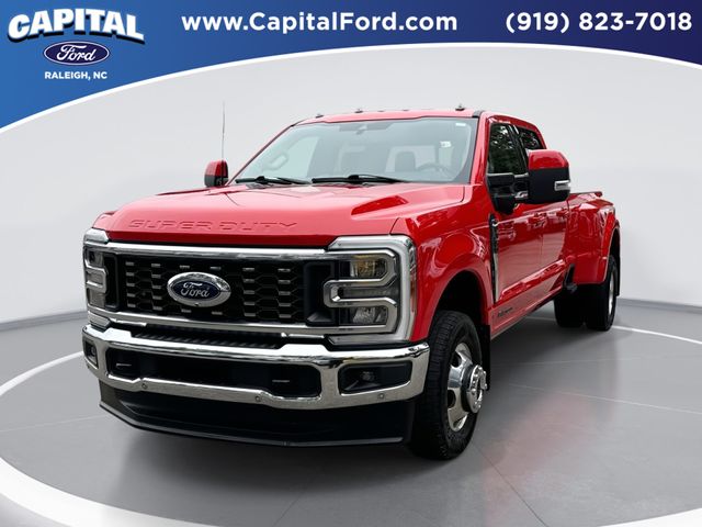 Race Red 2023 Ford F-350 Super Duty Lariat Crew Cab LB DRW 4WD Pickup Truck Four-Wheel Drive Automatic