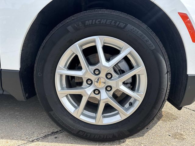 2023 Chevrolet Equinox LT White at Supreme Chevrolet of Gonzales