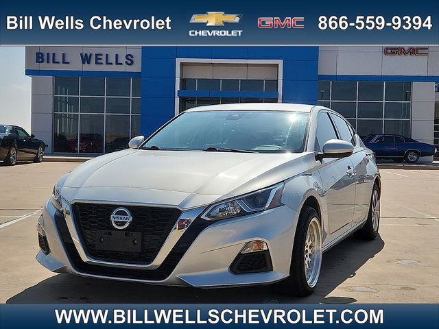 Used Car 2021 Nissan Altima  2.5 S For Sale Under $20,000 In Plainview, Texas
