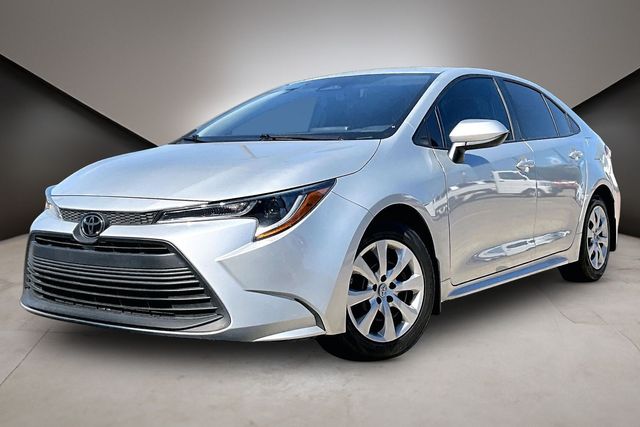 Classic Silver Metallic 2025 Toyota Corolla LE FWD Sedan Front-Wheel Drive Continuously Variable Transmission