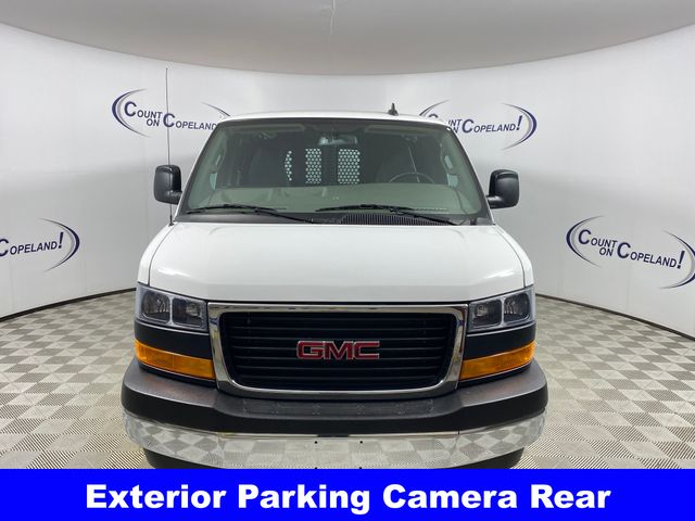2023 GMC Savana 2500 Work Van photo