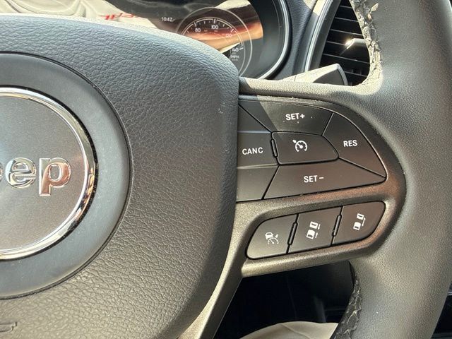 Used 2022 Jeep Cherokee SUV