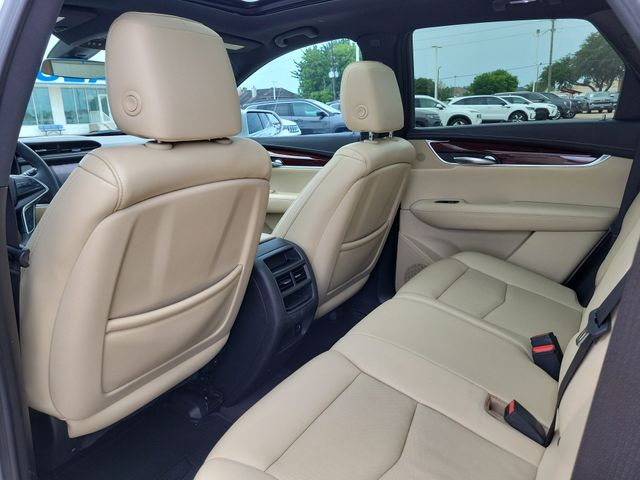2018 Cadillac XT5 Luxury White at Autostrade