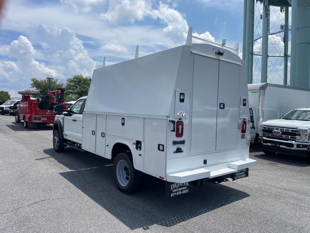 2025 Ford F-550 Super Duty 